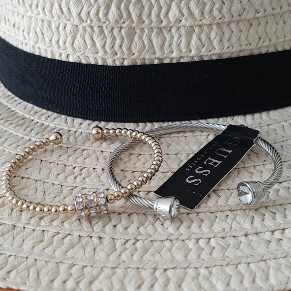 GUESS TWISTED CUFF BRACELET SET - Picture 3 of 5